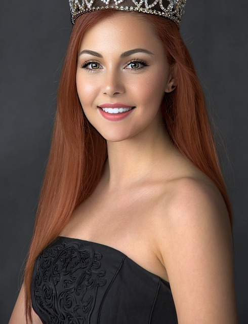 献关键表现 献关键表现